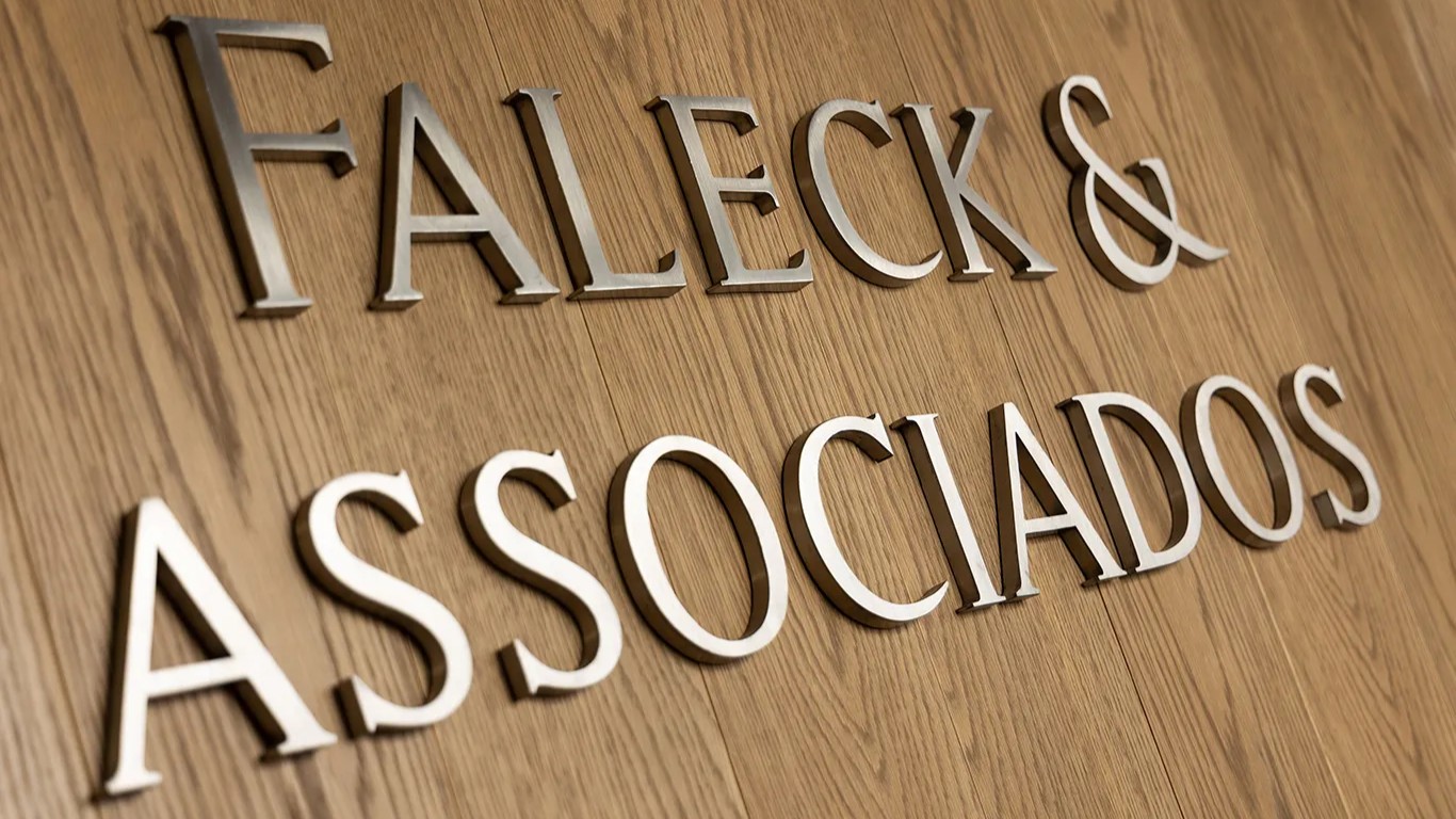 Faleck & Associados